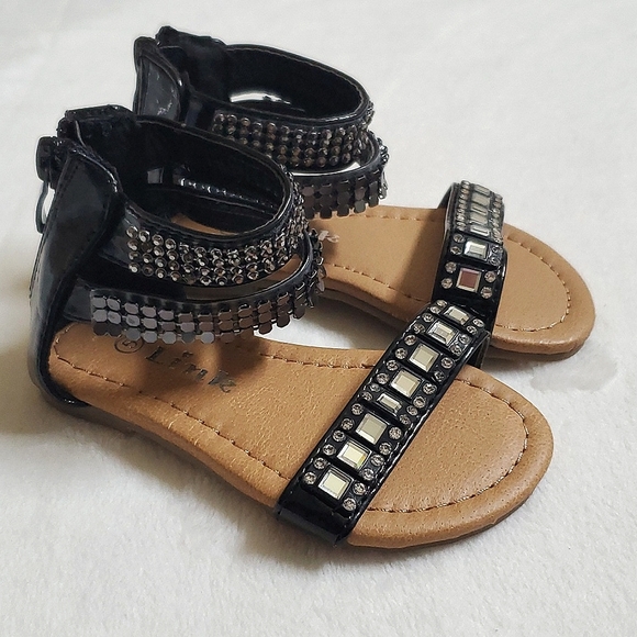 Black Rhinestone & Metal Zip Back Sandals Baby Girl Size 5 Shoes - Picture 3 of 11